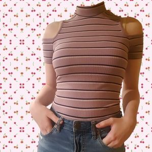 Quarter neck shirt